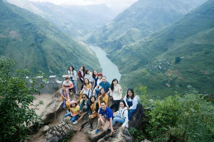 du lịch thiện nguyện PYS Travel