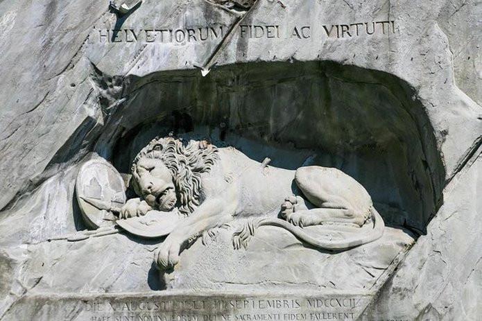 Lion Monument