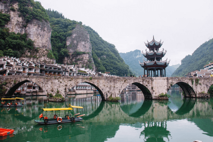 cổ thành viễn trấn