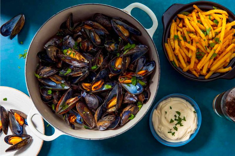 moules frites bỉ