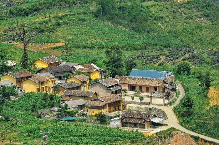 Lô Lô Chải, Lũng Cú Hà Giang, du lịch lũng cú đồng văn hà giang, tour du lịch hà giang