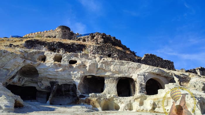 tham quan Underground City of Kayasehir