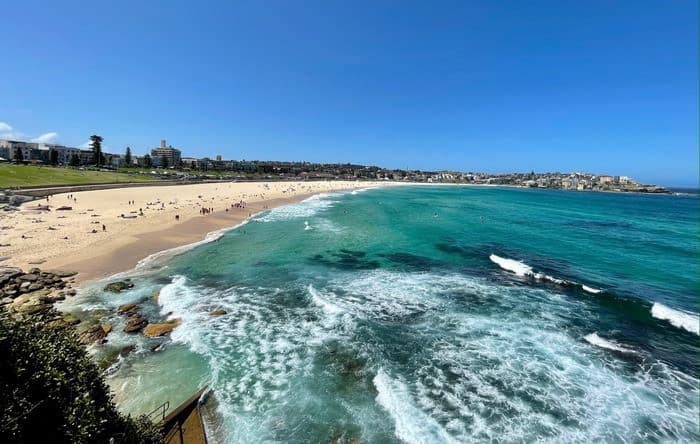 Du lịch biển Bondi Sydney Úc dịp 30/4