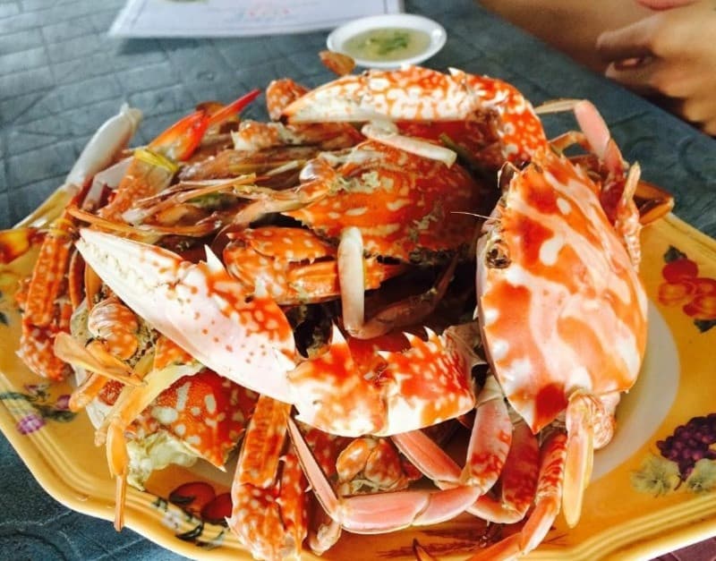 Hải sản tươi sống
