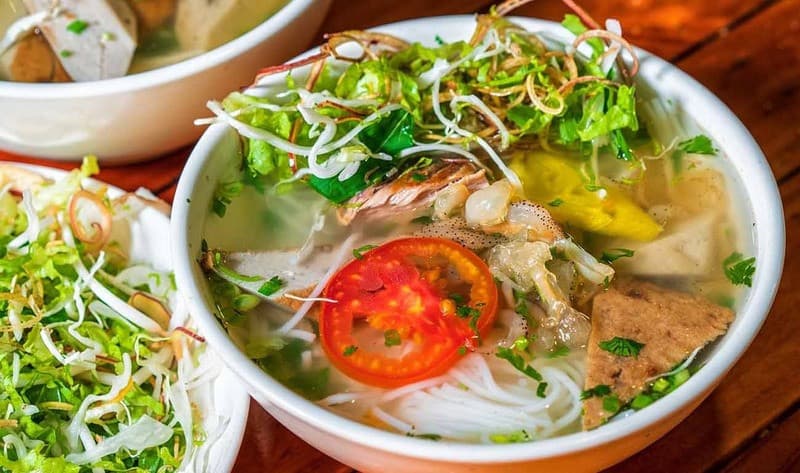 Bún sứa Ninh Thuận ngon hấp dẫn từ nước dùng đến “topping”