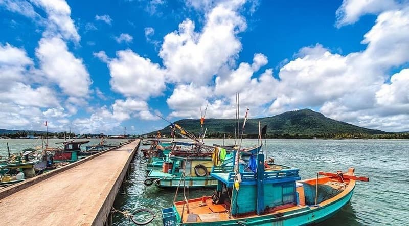 làng chài hàm ninh