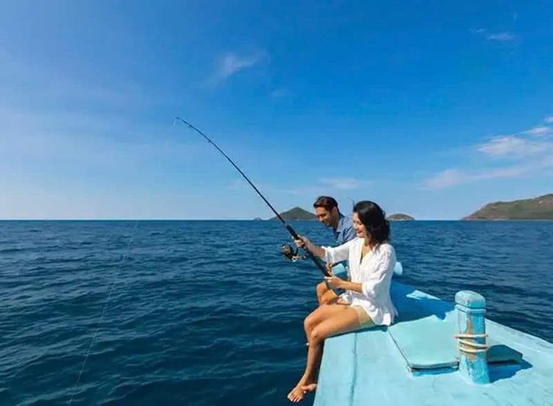 câu cá trên du thuyền phú quốc