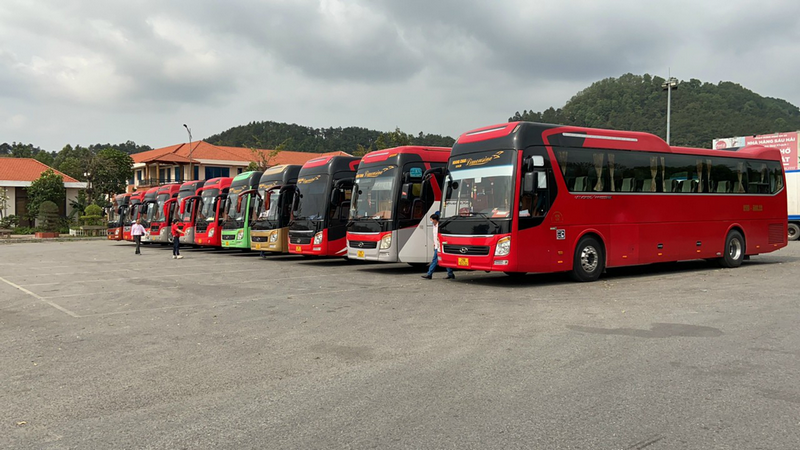xe khách đi du lịch