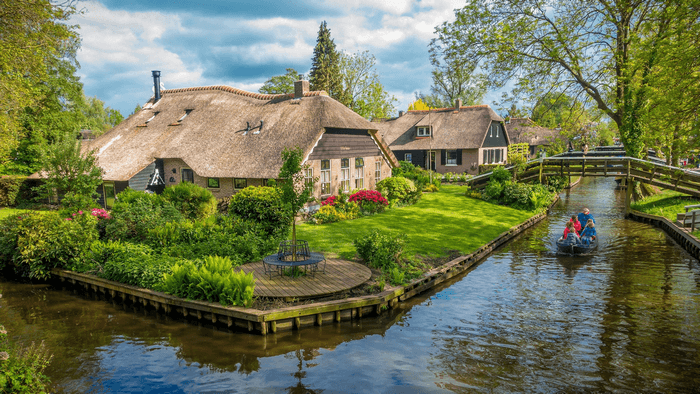  Làng Giethoorn: Venice của Phương Bắc, tour du lịch Hà Lan