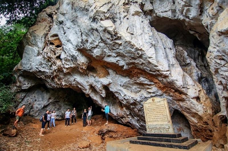 hang thẩm púa