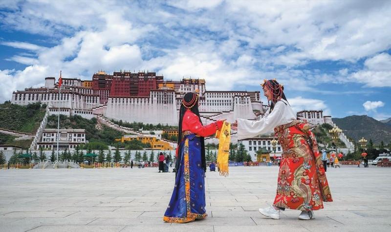 du lịch tây tạng cung điện potala