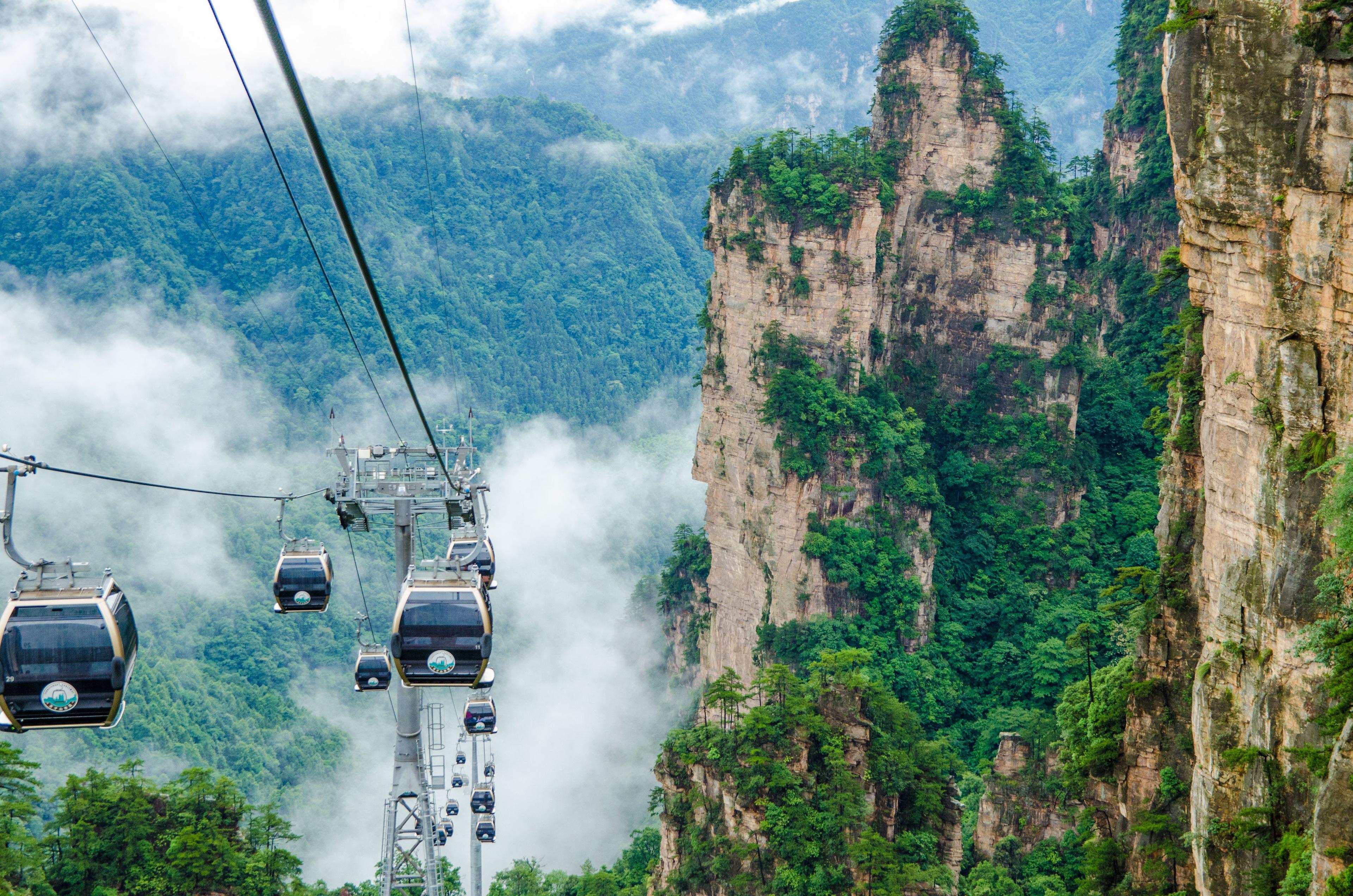 Tour Trung Quốc: Trùng Khánh - Phượng Hoàng Cổ Trấn - Trương Gia Giới 6 ngày 5 đêm từ Hà Nội