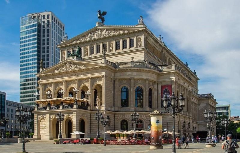 nhà hát kịch Opera Frankfurt