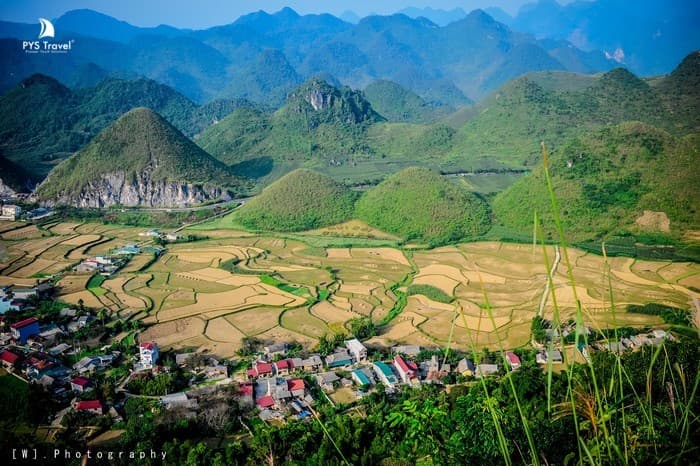 Tour Hà Giang Núi đôi quản bạ